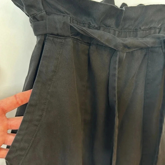 Back Beat Co Tencel Wide Leg Paperbag Ankle Black Pants size XS - Picture 5 of 14